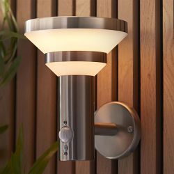 Halton Solar Powered PIR Photocell Wall Light 96925