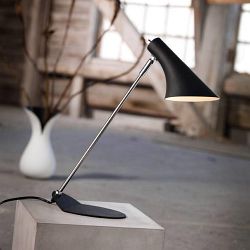 Vanila Modern Styled Desk lamp