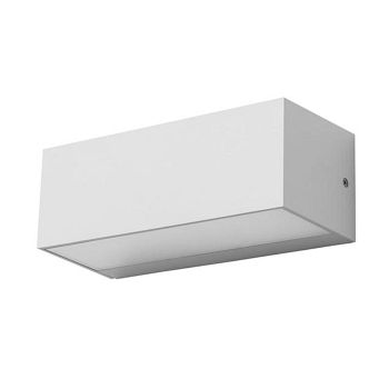 Ara IP65 Large Outdoor Wall Light